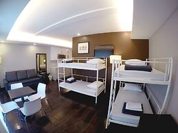 M Montreal - Hostel
