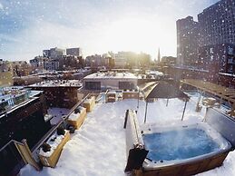 M Montreal - Hostel