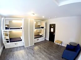 M Montreal - Hostel