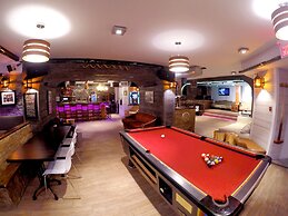 M Montreal - Hostel