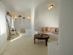 Kamares Apartments
