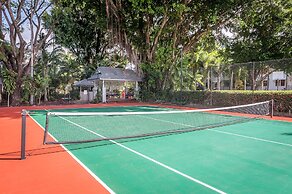 Oasis at Palm Cove