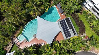 Oasis at Palm Cove