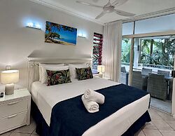 Oasis at Palm Cove