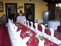GARNI - Barbakan Hotel