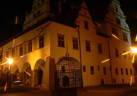 GARNI - Barbakan Hotel