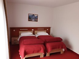 Hotel Mirni Kutak