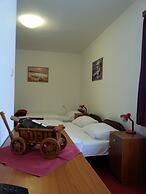 Hotel Mirni Kutak