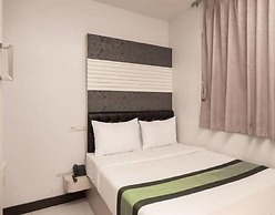 The Cozi Inn