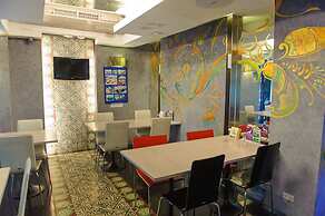 The Cozi Inn