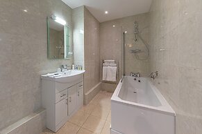 Ballina Manor Hotel