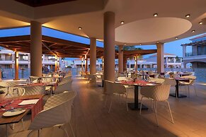 La Marquise Luxury Resort Complex