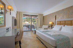 La Marquise Luxury Resort Complex