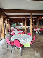 Tupa Hotel