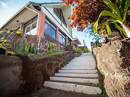 Tupa Hotel