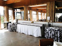 Tupa Hotel