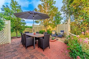 Stonewell Cottages & Vineyards