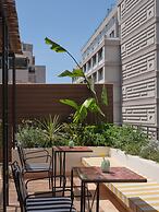 Astikon House