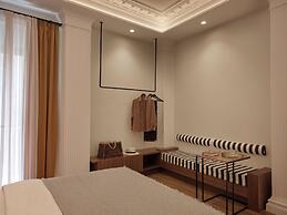 Astikon House