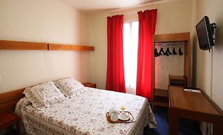 Nouvel Hotel Paris 18