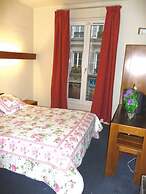 Nouvel Hotel Paris 18