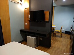 Leesons Residences