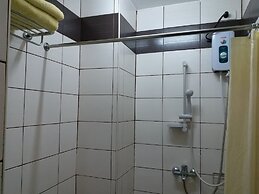Leesons Residences