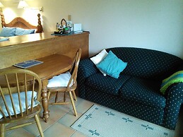 The Fig Tree B & B