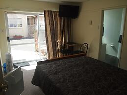 Manor Views