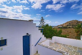 Coralli Beach Apartments