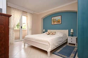 Abalone Hotel