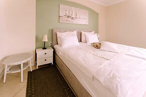 Abalone Hotel