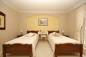 Abalone Hotel