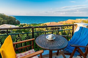 Kavos Psarou Studios and Apartments