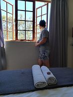 A Sunflower Stop - Hostel