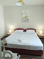 Anna Guesthouse