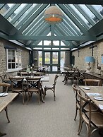The White Hart