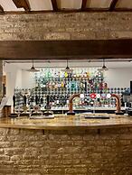 The White Hart