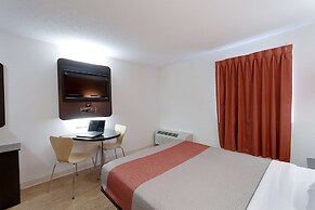 Motel 6 Brandon, MB