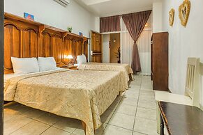 Hotel Las Colinas