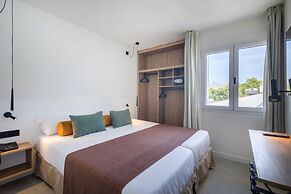 Cabot Las Velas Apartments