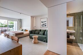 Cabot Las Velas Apartments