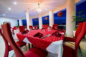 The Manor Hotel