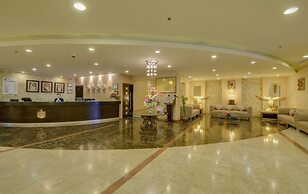 Monroe Hotel & Suites