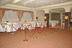 Hotel Feni