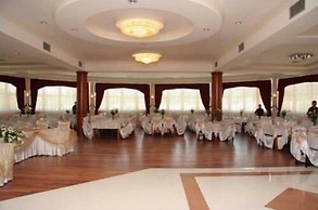 Hotel Feni