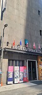 Starhills Hotel