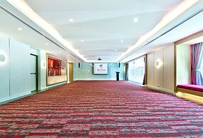 PARK PLAZA BANGKOK SOI 18