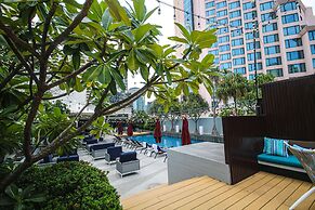 PARK PLAZA BANGKOK SOI 18