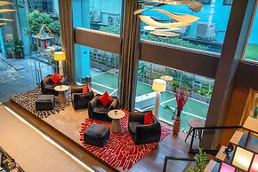 PARK PLAZA BANGKOK SOI 18